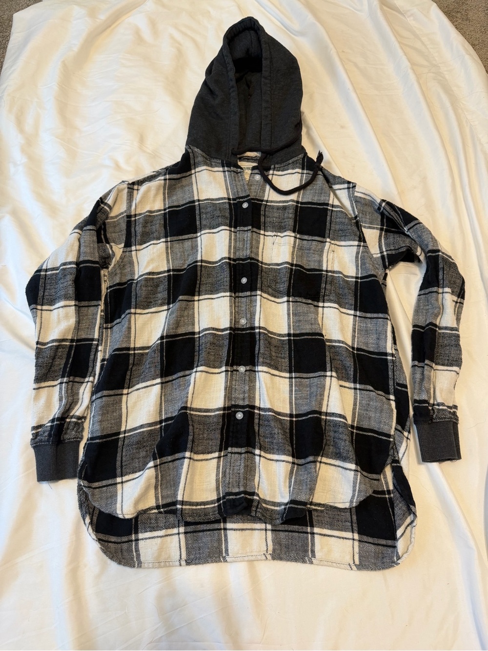 American Eagle Outfitters Black & White Plaid Hooded Flannel Shirt